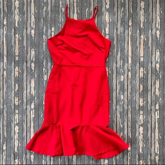 Lulus Dresses & Skirts - Lulu’s This Could Be Love Bodycon Midi Dress